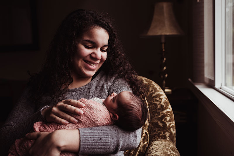 Lifestle newborn photography in Portland Oregon