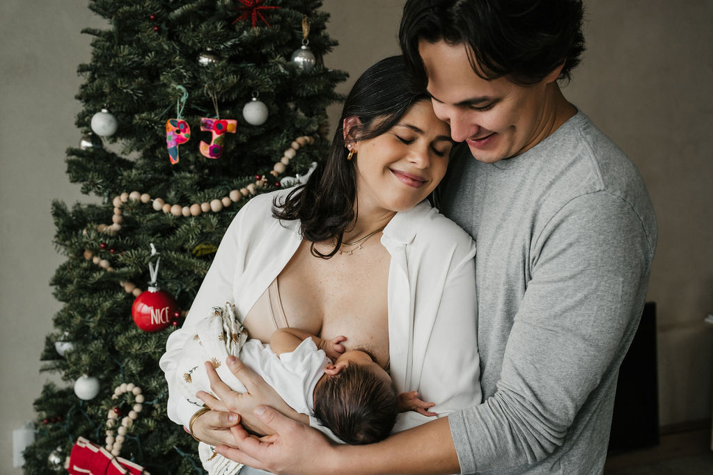 lifestyle newborn photography by natalie broders